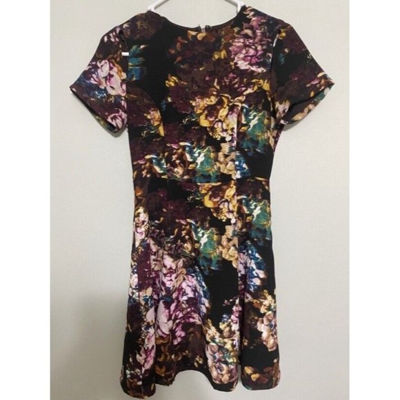 Who What Wear Size XS Dress Shoulder Cut Out Watercolor Floral Dramatic Edgy - Picture 1 of 8